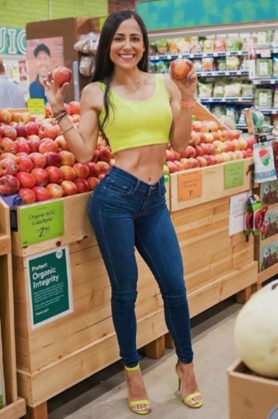 Alejandra Estefanía, famosa en Instagram por su cuerpo fitness y espectacular