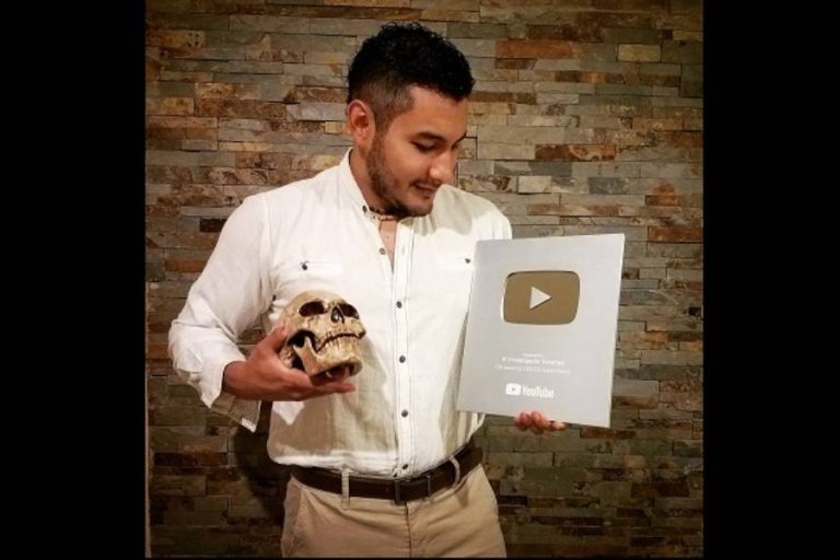 Raúl Smith, investigador forense: Un youtuber que te pondrá a sudar frío (+18)